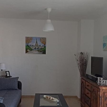 Piso Turistico Huetor Vega Apartment Exterior photo